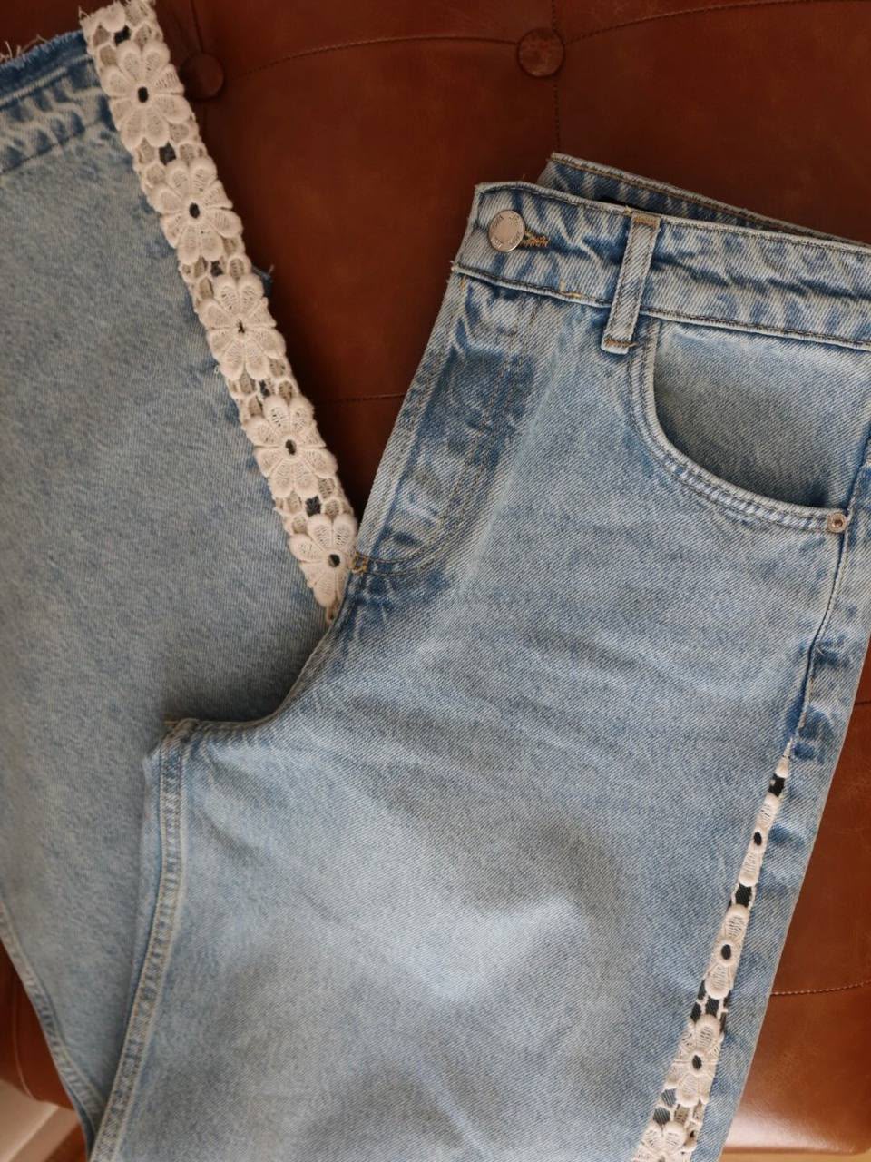 Crochet Stitching High-Waist Wide-Leg Jeans